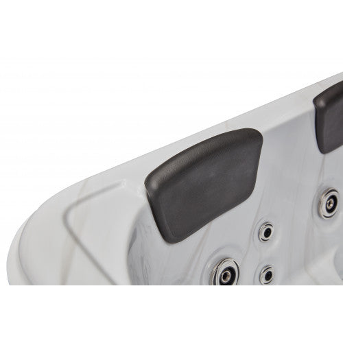 Riley 3-Person Spa / $250 Discount